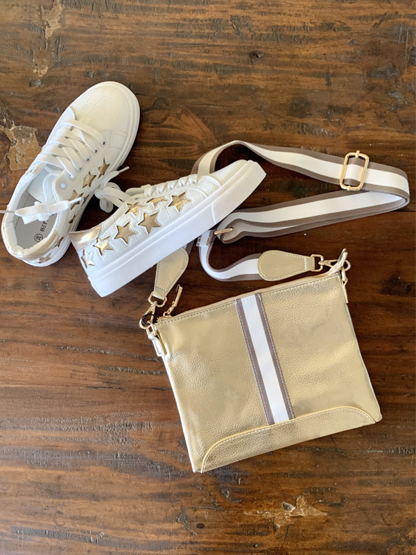 Betty bag gold with shoes
